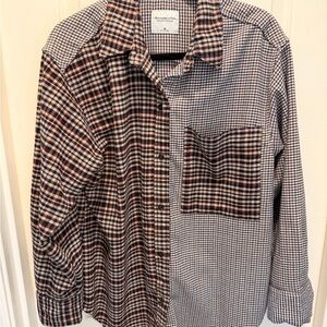 Abercrombie & Fitch Brown Plaid Women’s Button-Up Flannel Shirt